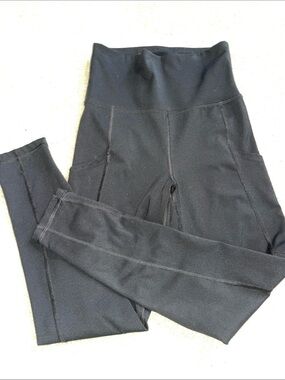 American Eagle The Everything Pocket Legging XS short